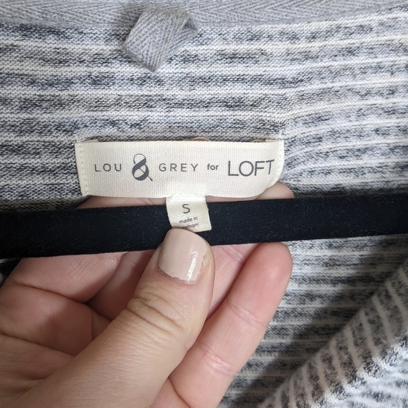 Lou & Grey for Loft Split Neck V-Neck Hoodie Soft Gray and White Stripes Size Sm - Picture 6 of 8